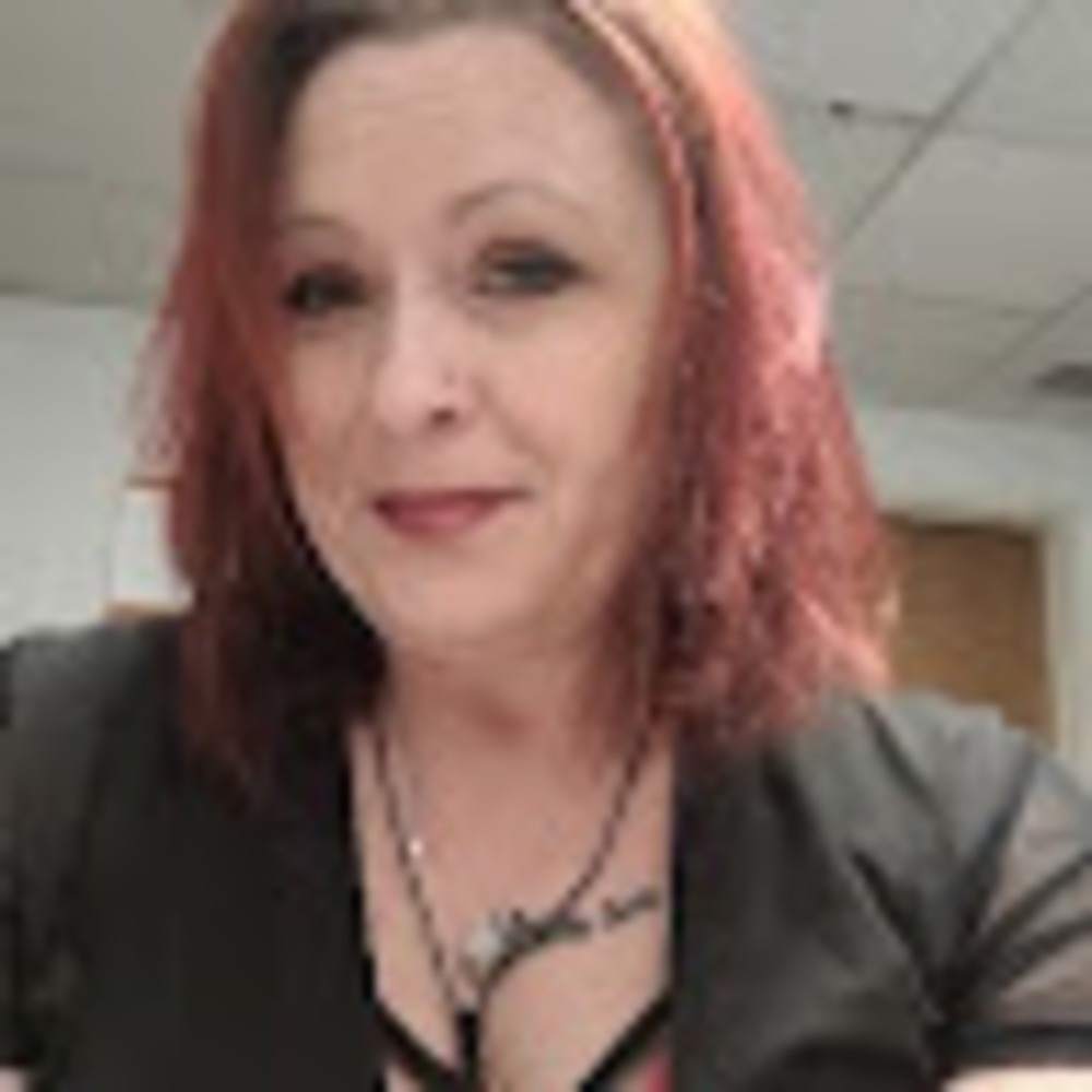 Meet your Posher, Ronni